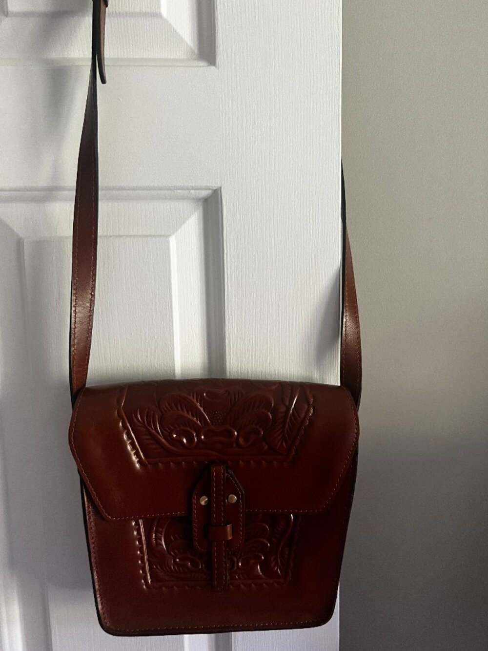 Patricia Nash tooled leather crossbody
